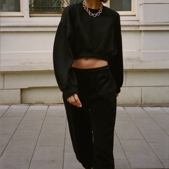 Zara Cropped Sweat Set - Picture 1 of 4